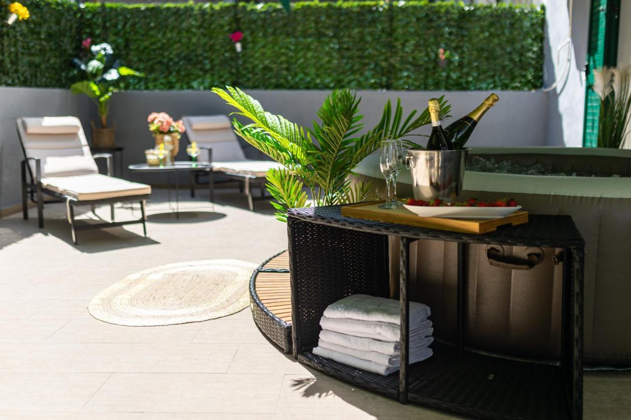 Oasis Luxury Apartment With Terrarce And Jacuzzi Split Kültér fotó
