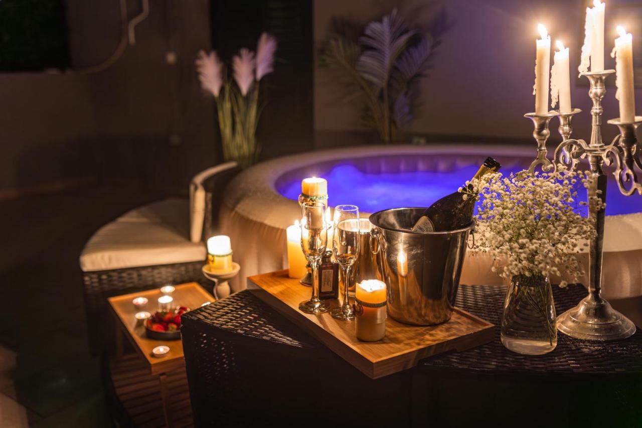 Oasis Luxury Apartment With Terrarce And Jacuzzi Split Kültér fotó