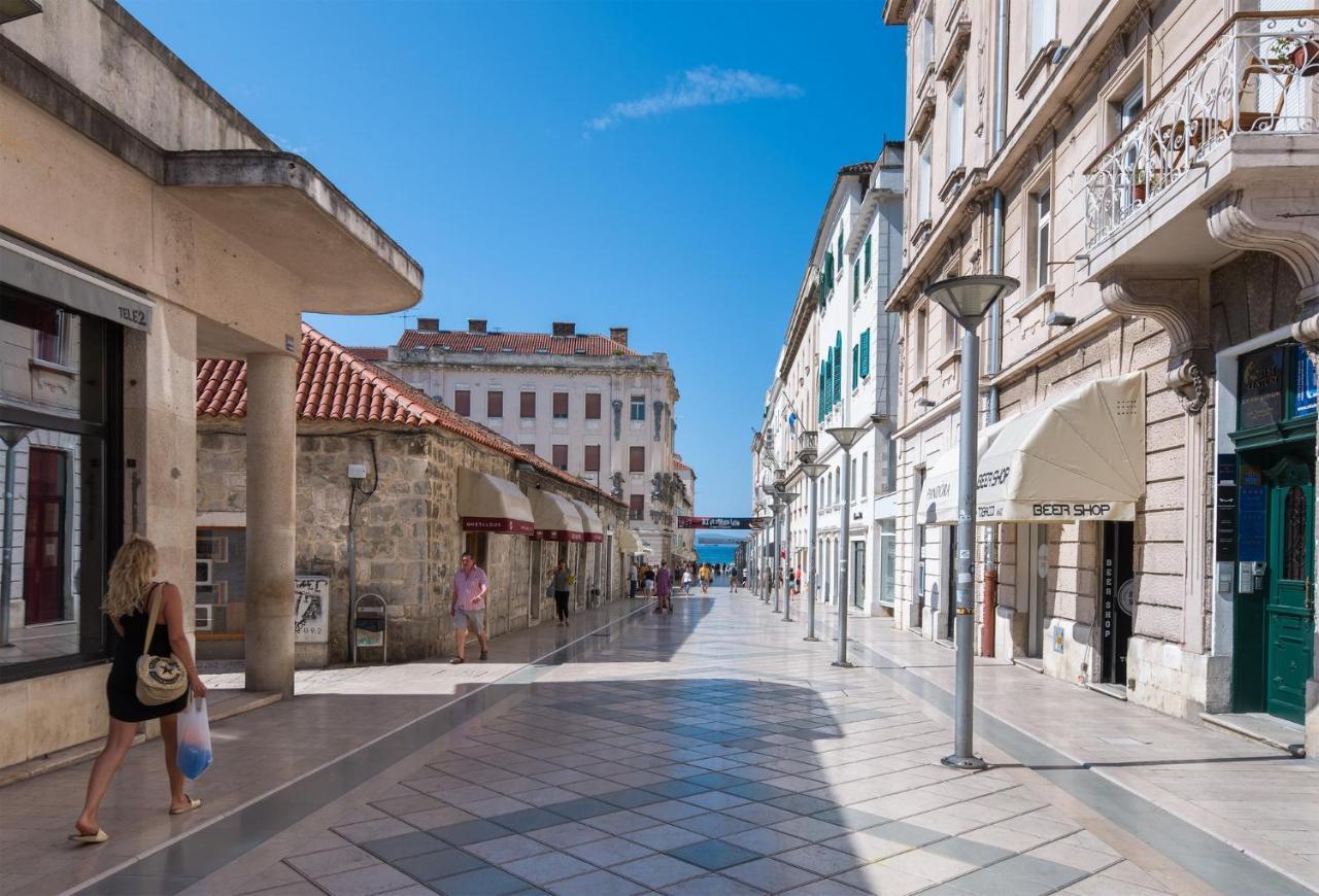 Oasis Luxury Apartment With Terrarce And Jacuzzi Split Kültér fotó